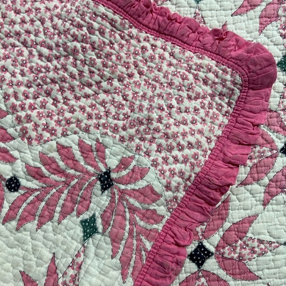 Pink and White Quilted Blanket - Picture 6 of 7
